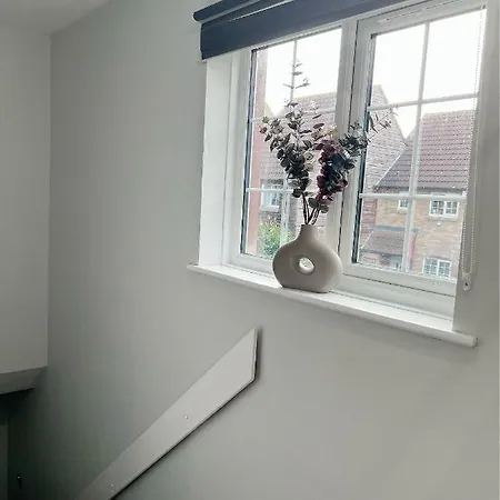 Stunning Apartment In Beckton With Private Entrance Londres Extérieur photo