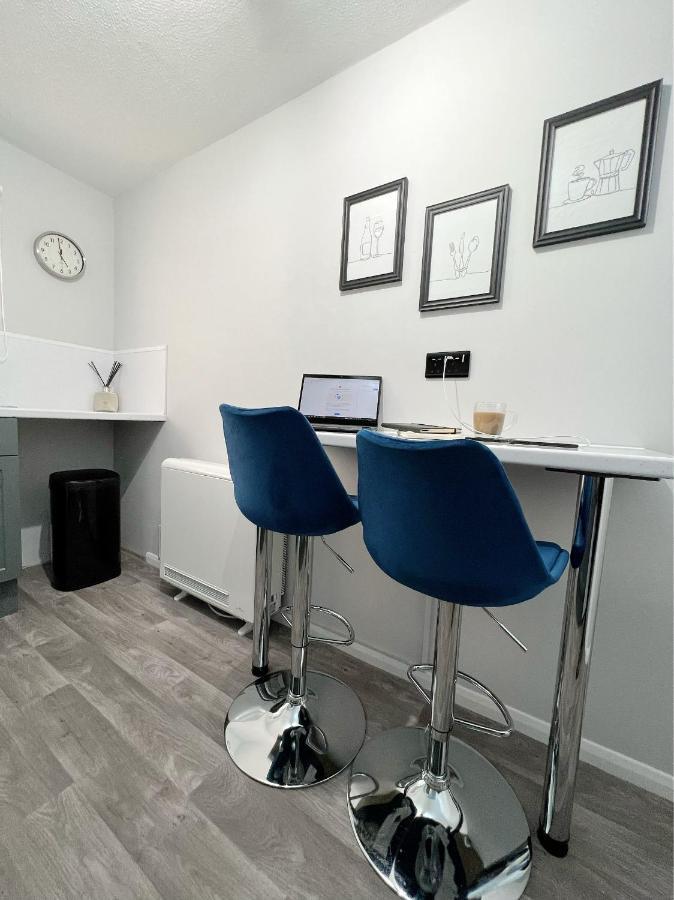 Stunning In Beckton With Private Entrance Hébergement de vacances *